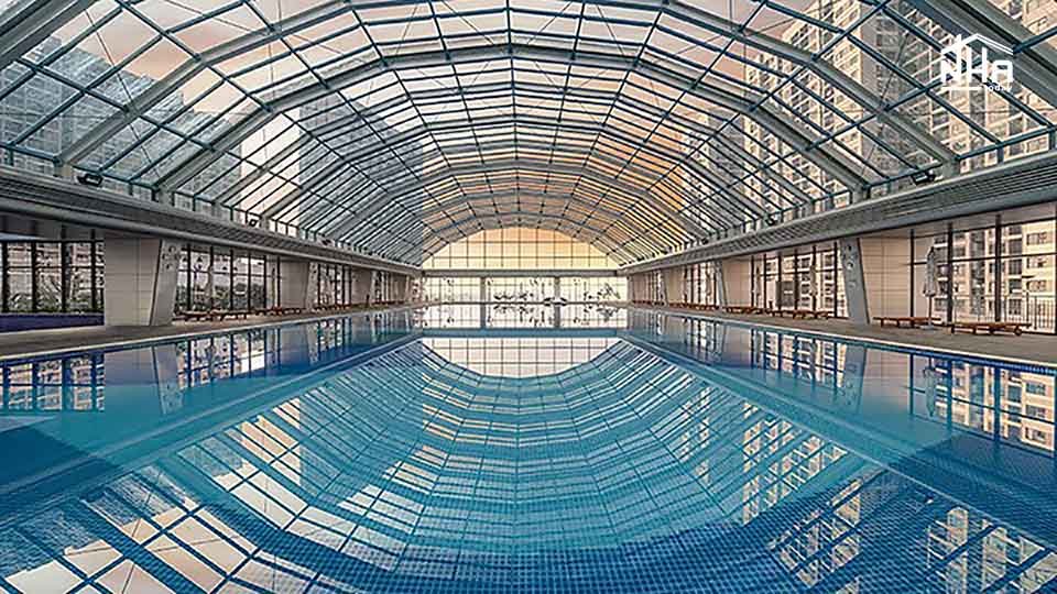 Bể bơi 4 mùa tại Vinhomes Royal Island